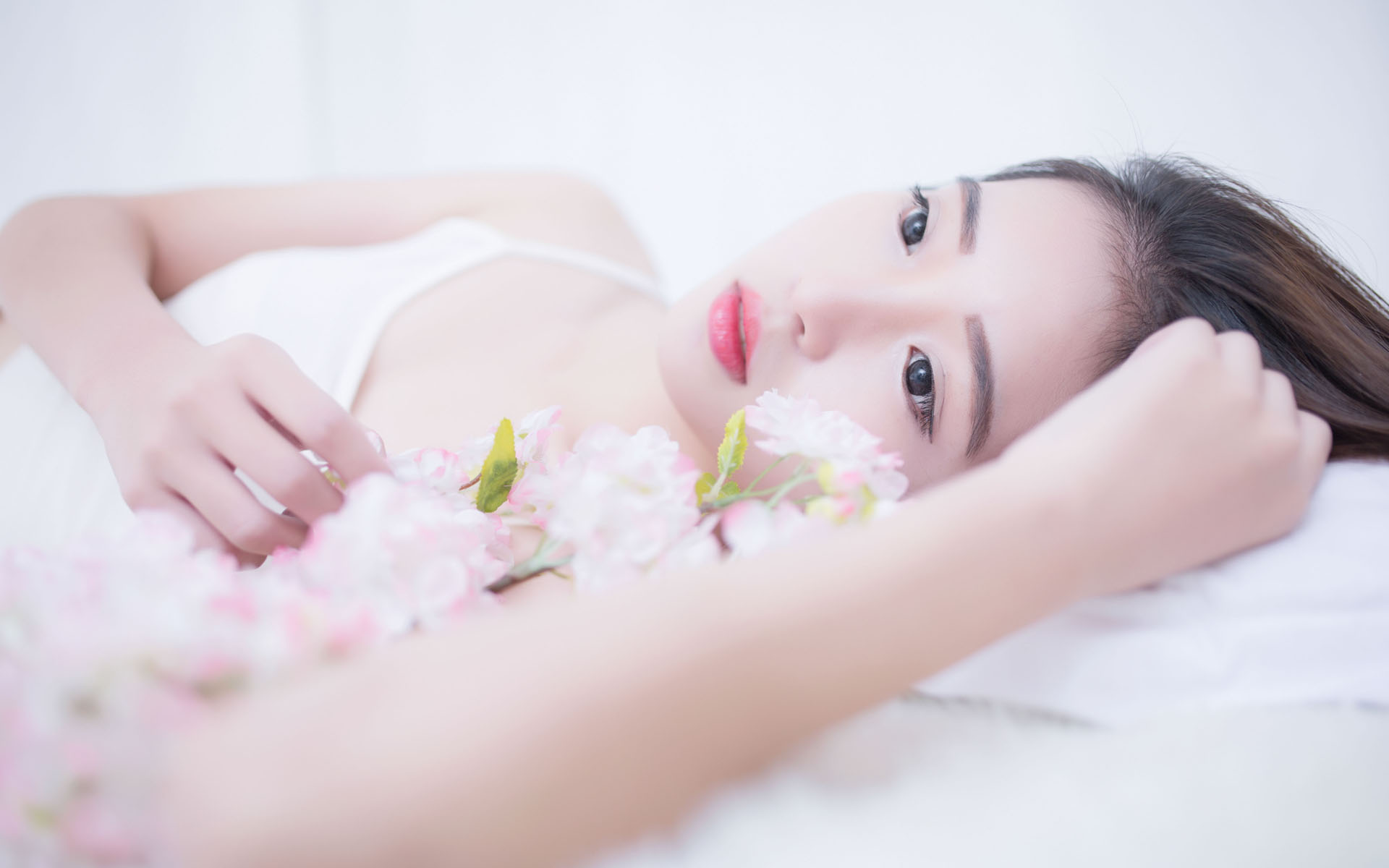 中新健康丨心脏不好的，记住睡前喝一杯水